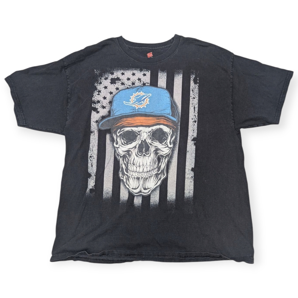 Miami dolphins Skull Fins Hat American Flag Graphic Edgy T-shirt Men's Size XL